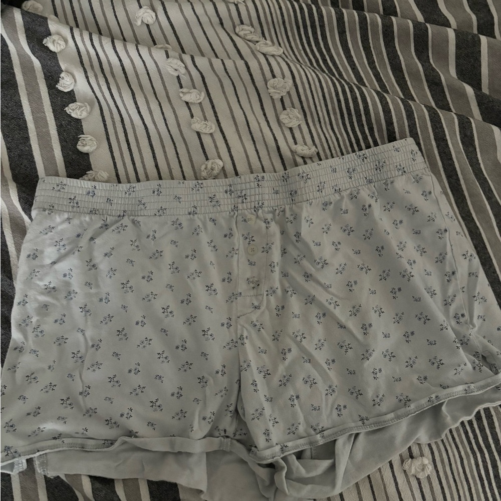 burrylane floral sleep shorts size m !